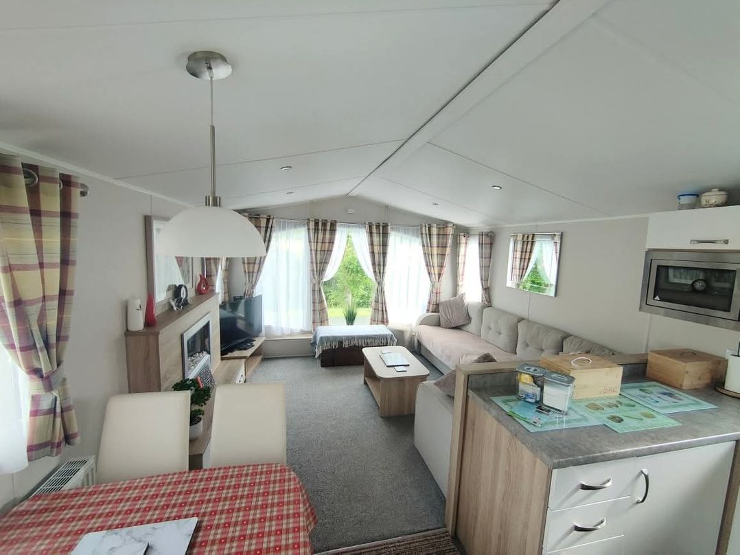 Clarach Bay Holiday Village W18