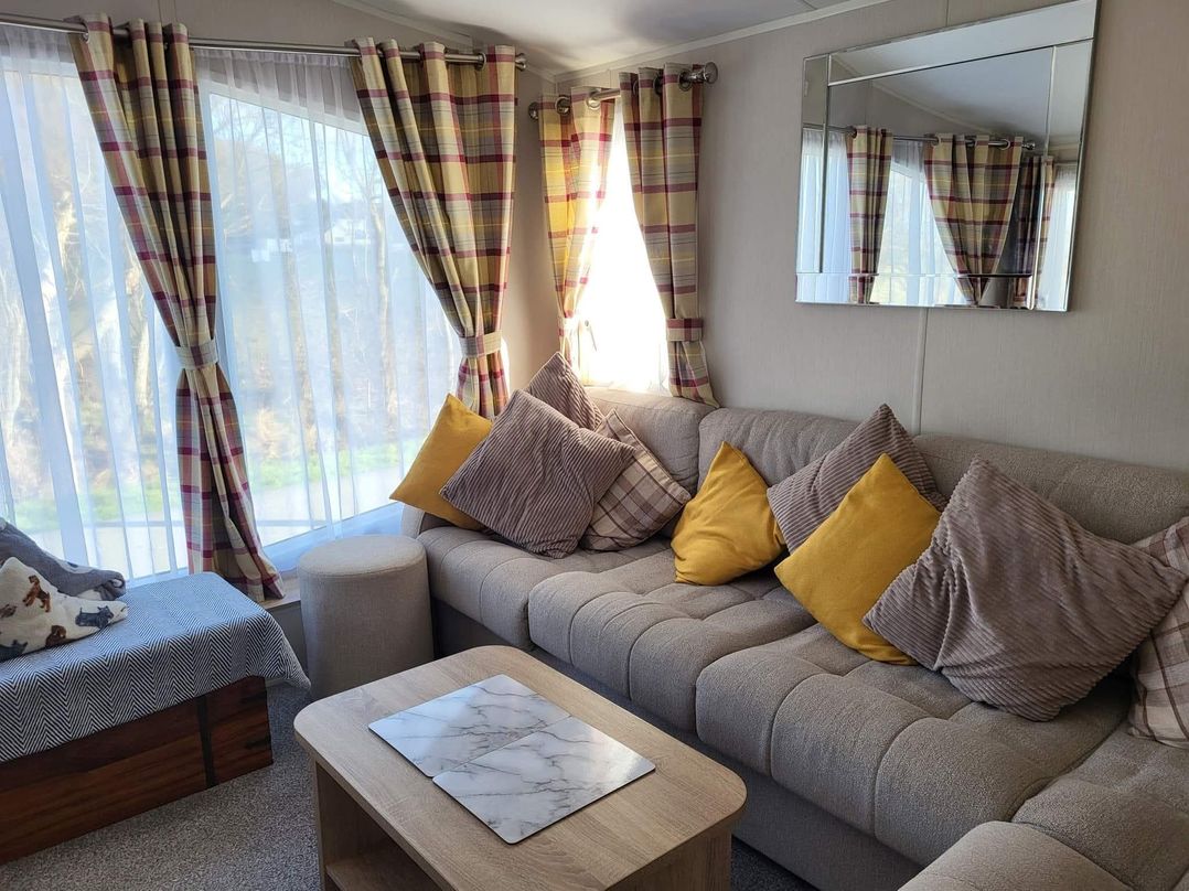 Clarach Bay Holiday Village W18