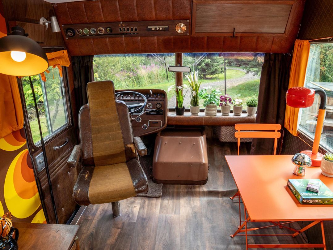 Sleeps 2 -Pets Welcome -Private Hot Tub -Alabama