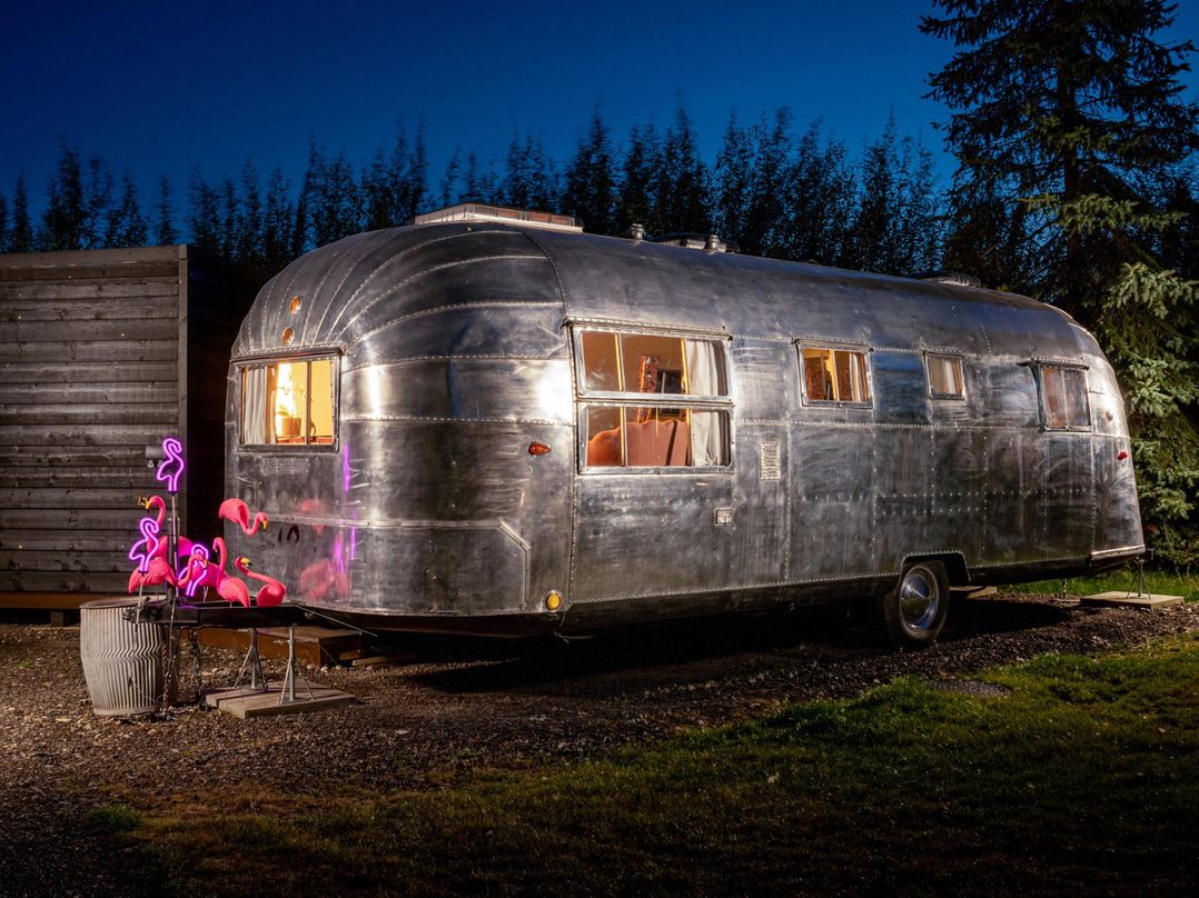 Sleeps 2 - Hot Tub - Pet Friendly - PeggySue