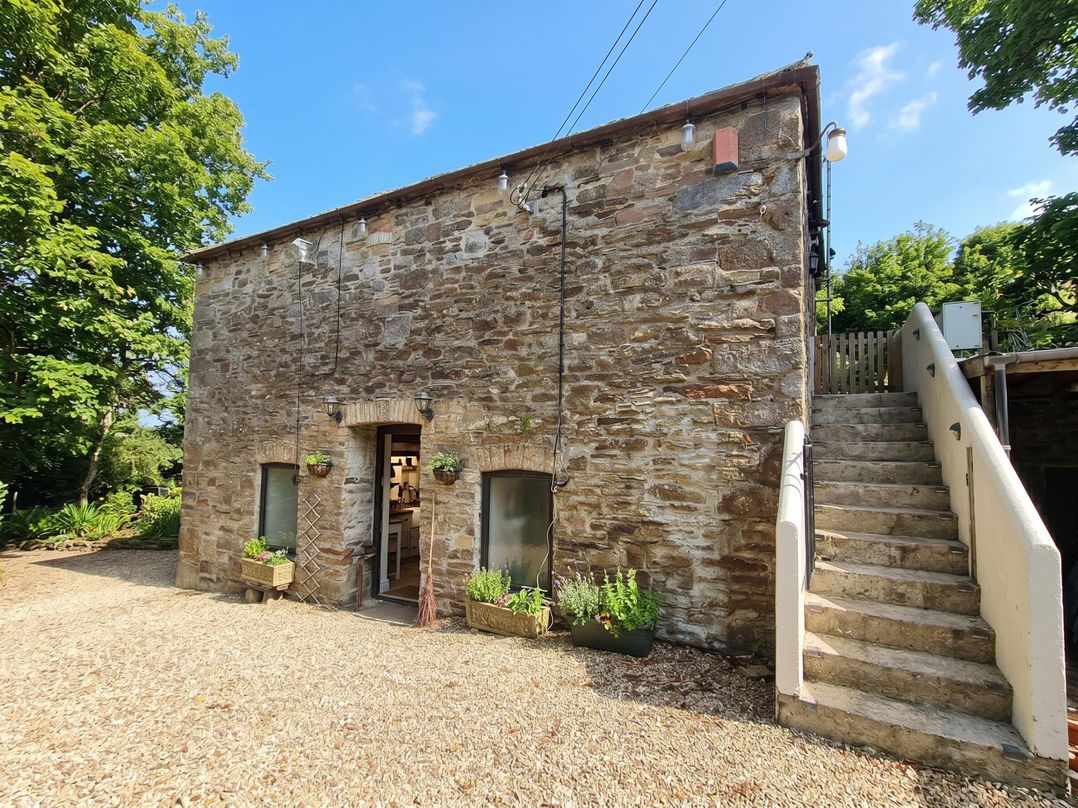 Stunning 2-Bed House in Saint Columb