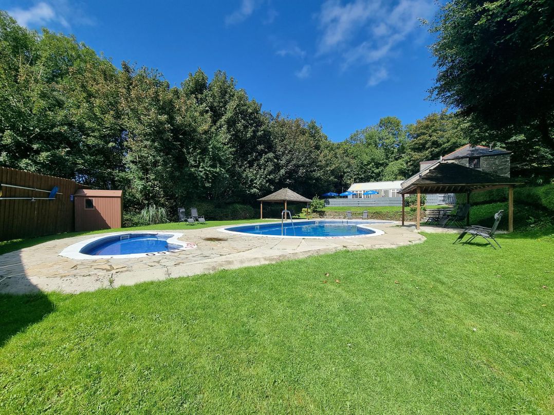 Stunning 2-Bed House in Saint Columb