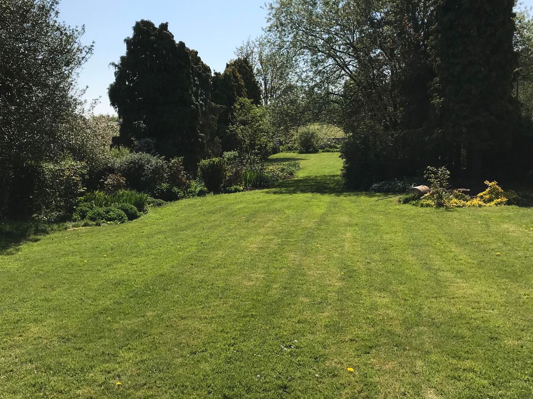 Nuneaton - Cottage - Sleeps 2 - Parking - Garden