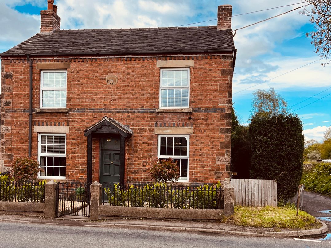 Horseshoe Cottage