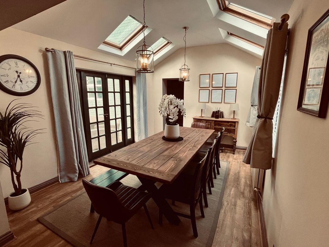 Horseshoe Cottage