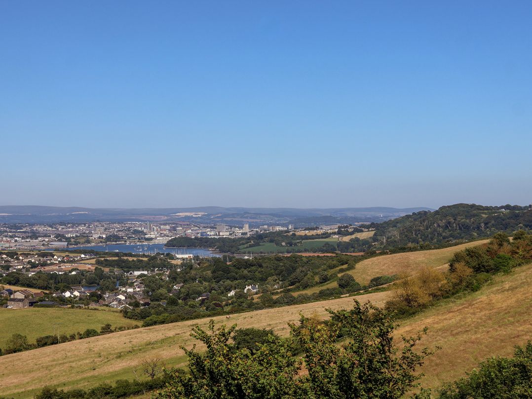A view of city and river from hills at Lodge 19 in Millbrook