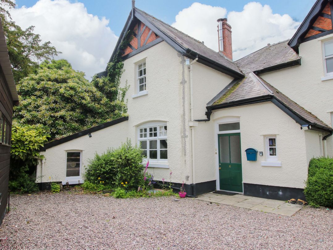Kwerky Cottage