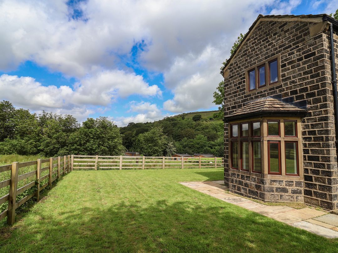 Greenfield Manor