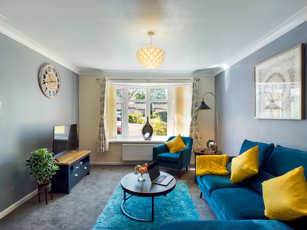 Tranquil Telford Retreat - 3 Bedroom House