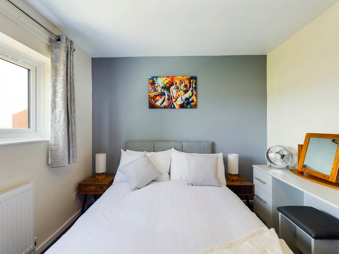 Tranquil Telford Retreat - 3 Bedroom House