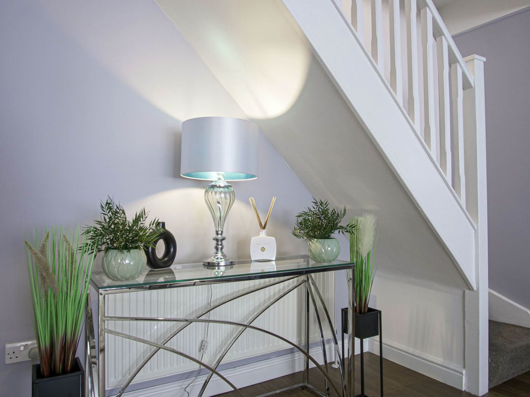 Cozy Riverside Retreat in Snodland