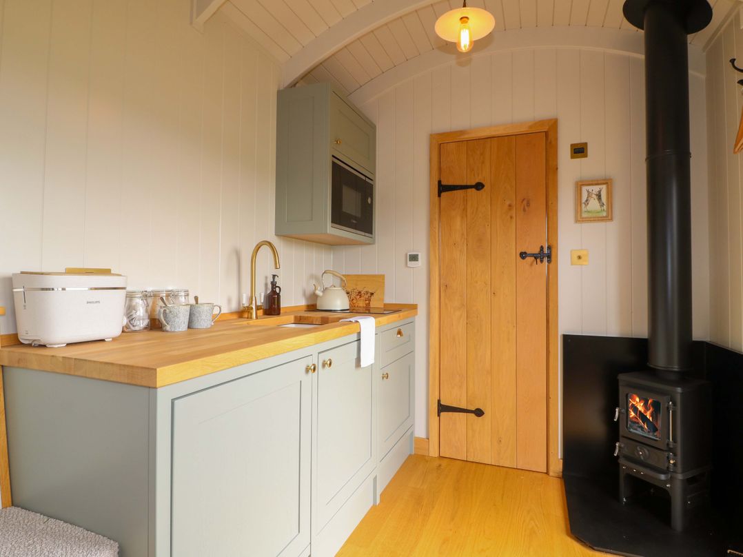 Meadow Shepherds Hut