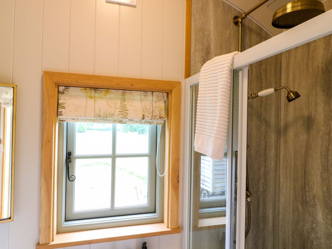 Meadow Shepherds Hut