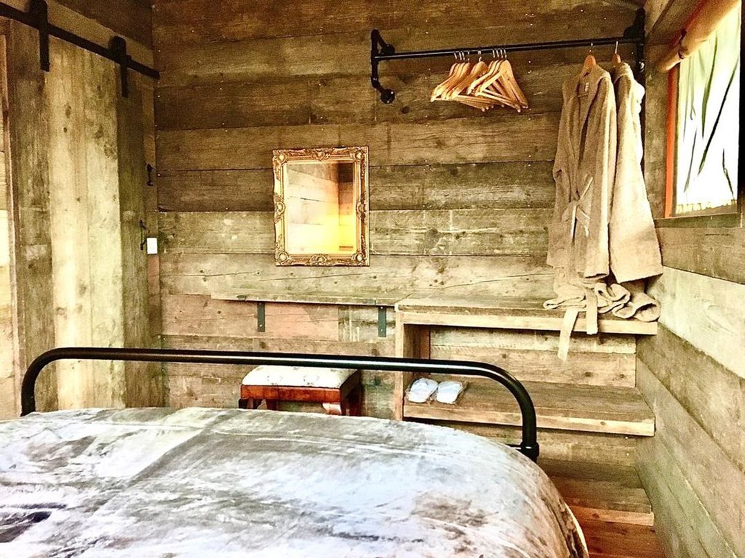 Luxury Safari Lodge Sleeps 4/6 Deer Park Dogs Ok