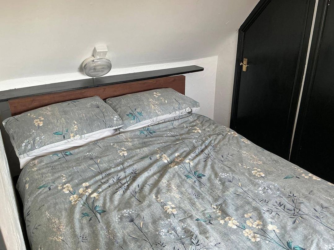 Rain Hill Cottage Sleeps 4 Parking Pets Ok