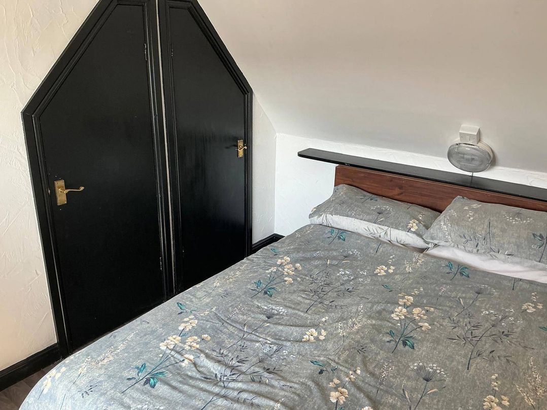 Rain Hill Cottage Sleeps 4 Parking Pets Ok