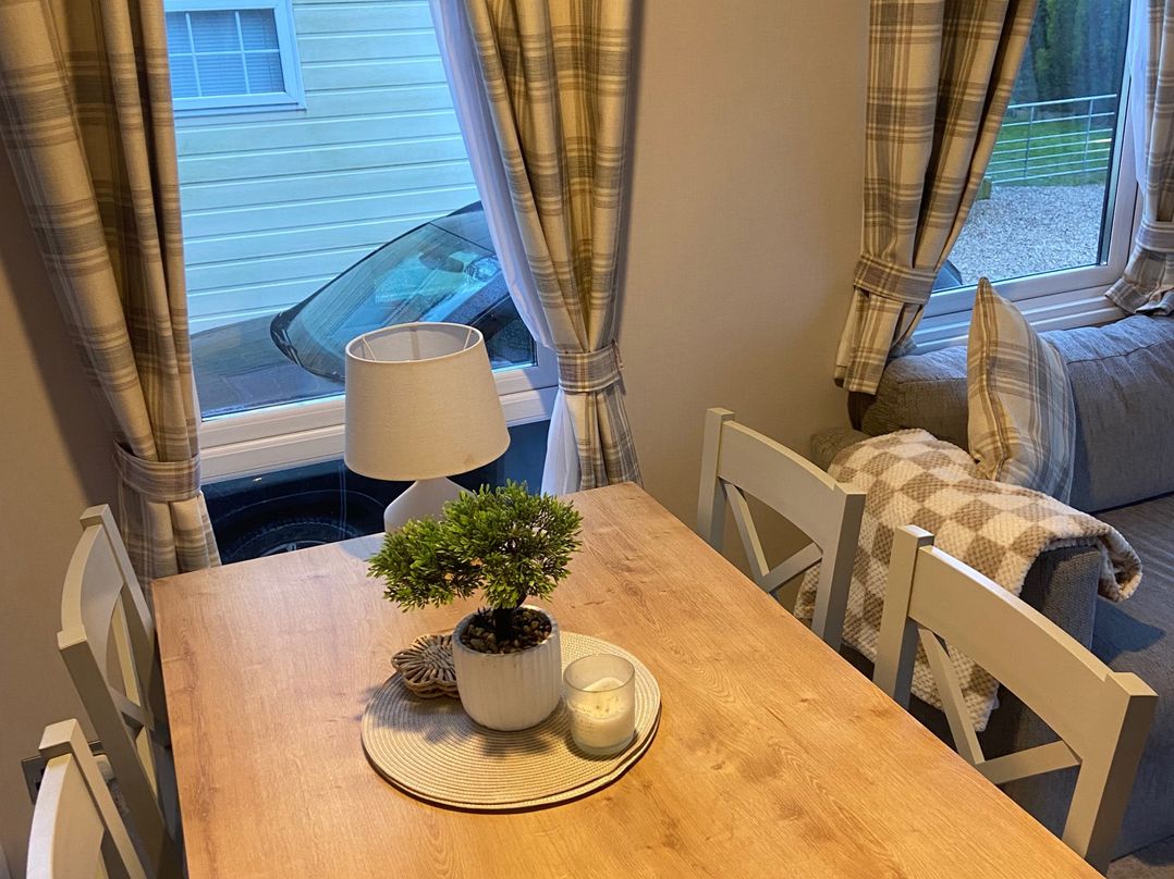 Westfield Lodge Retreat Sleeps 6 Pet Friendly