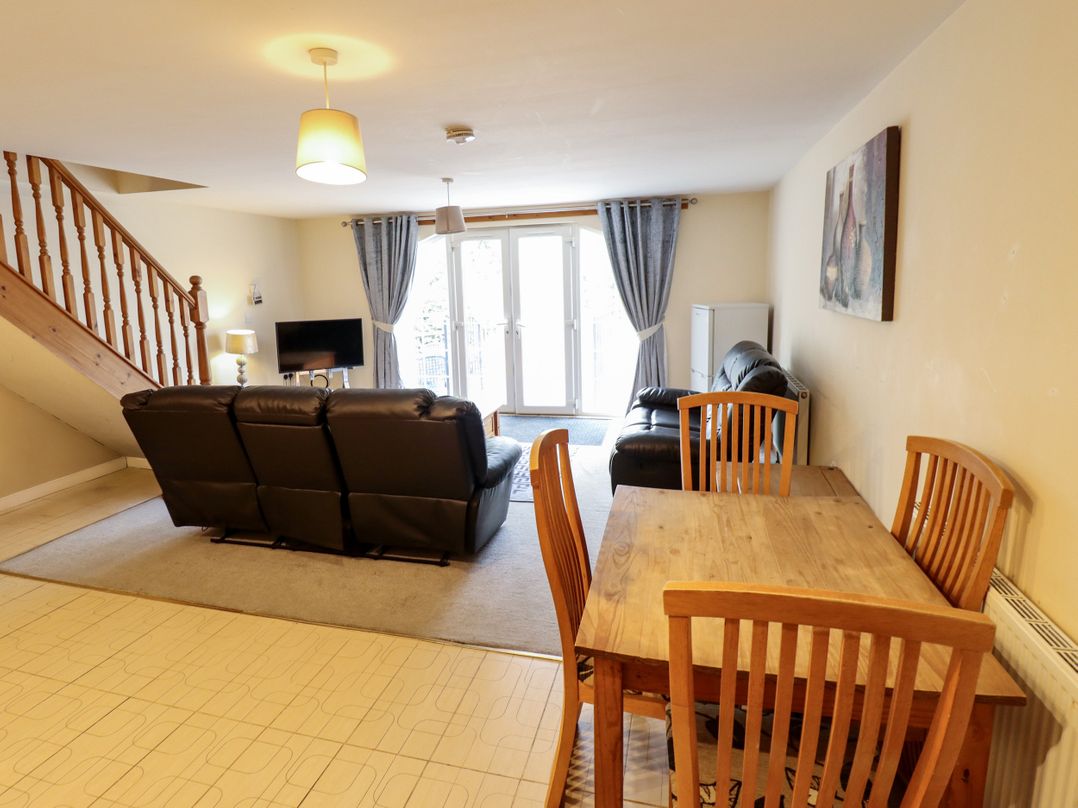 Holiday Cottage 3