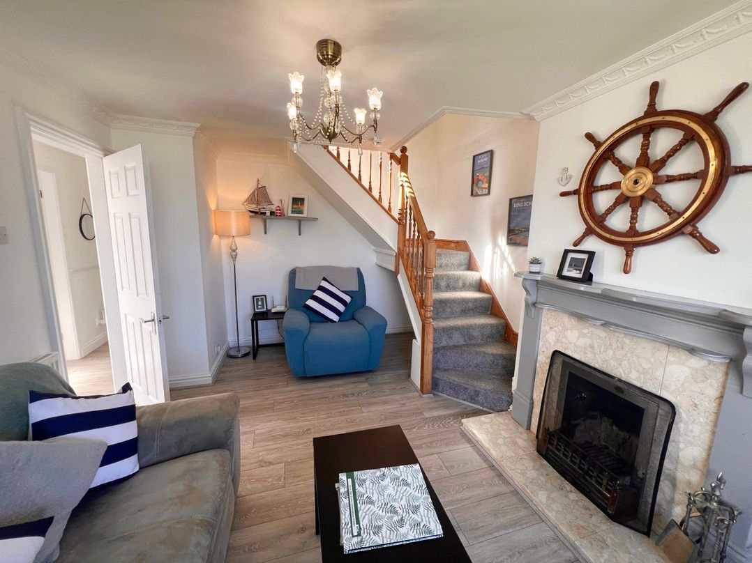 2 Bed Family Bungalow, WiFi, Parking, Garden, Dogs