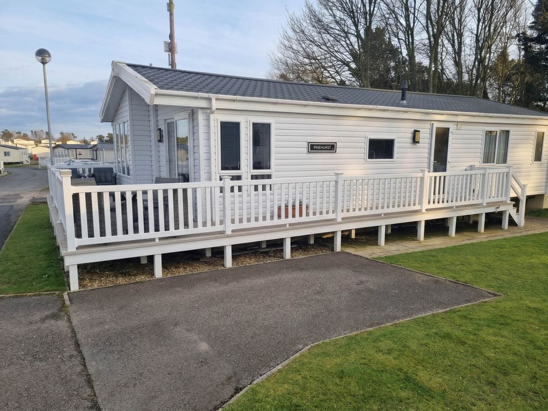 Cayton Bay Lodge Parkdean Resorts