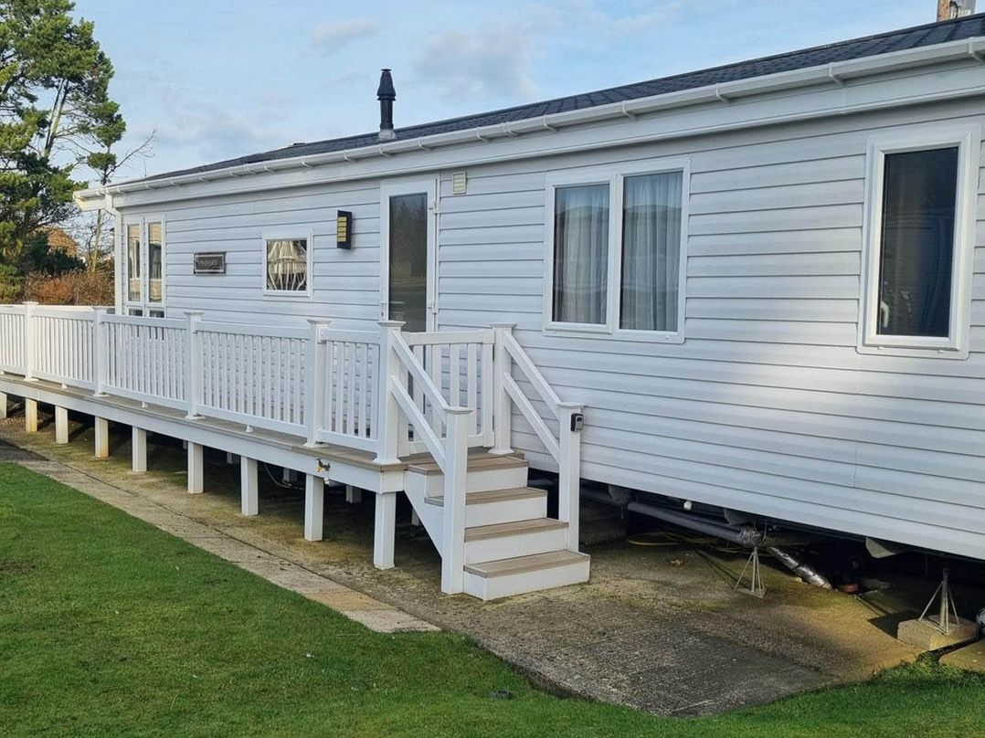 Cayton Bay Lodge Parkdean Resorts