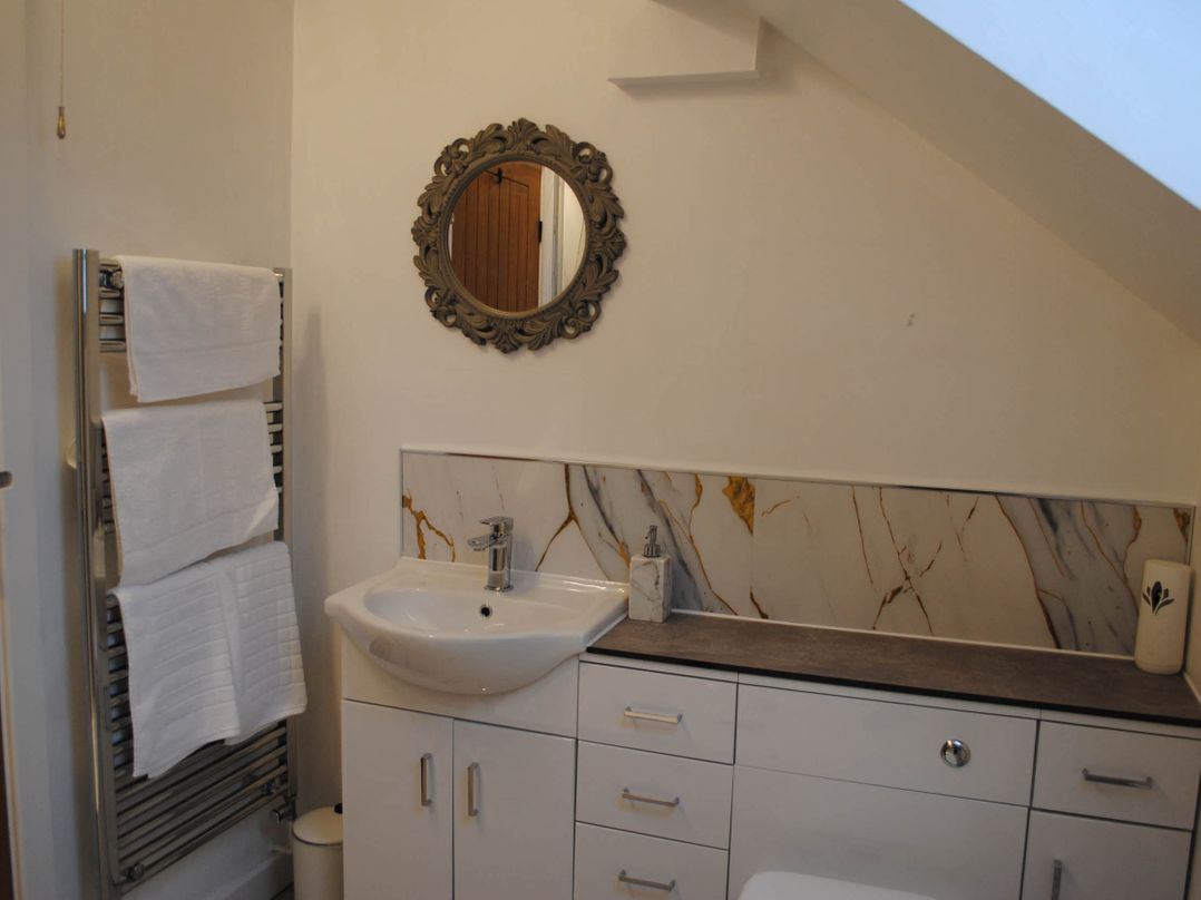 The Barn at Brambles Farm Sleeps 6 Hot Tub