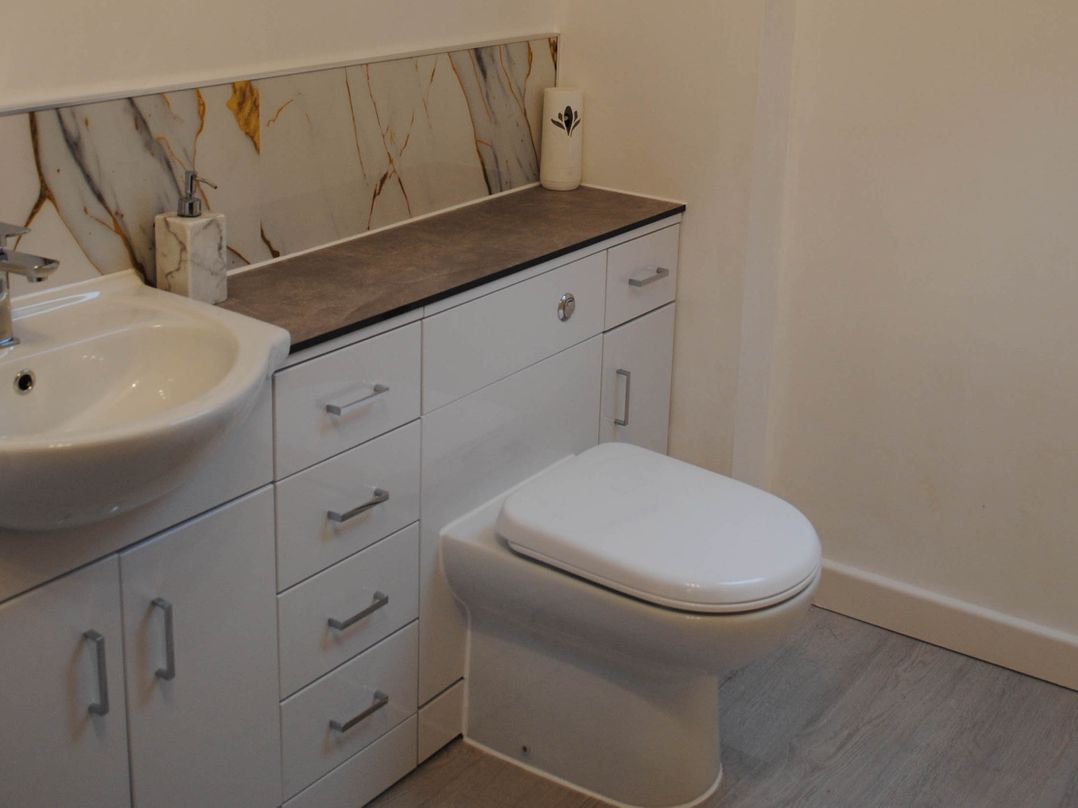 The Barn at Brambles Farm Sleeps 6 Hot Tub