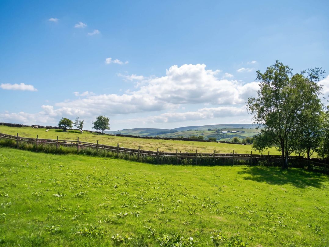 The Barn at Brambles Farm Sleeps 6 Hot Tub