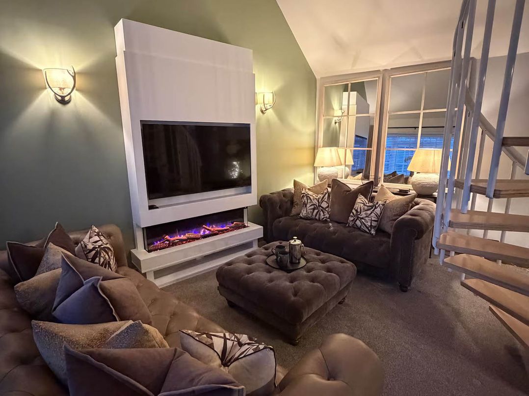 2 Bed Cottage Sleeps 4  Parking Wifi