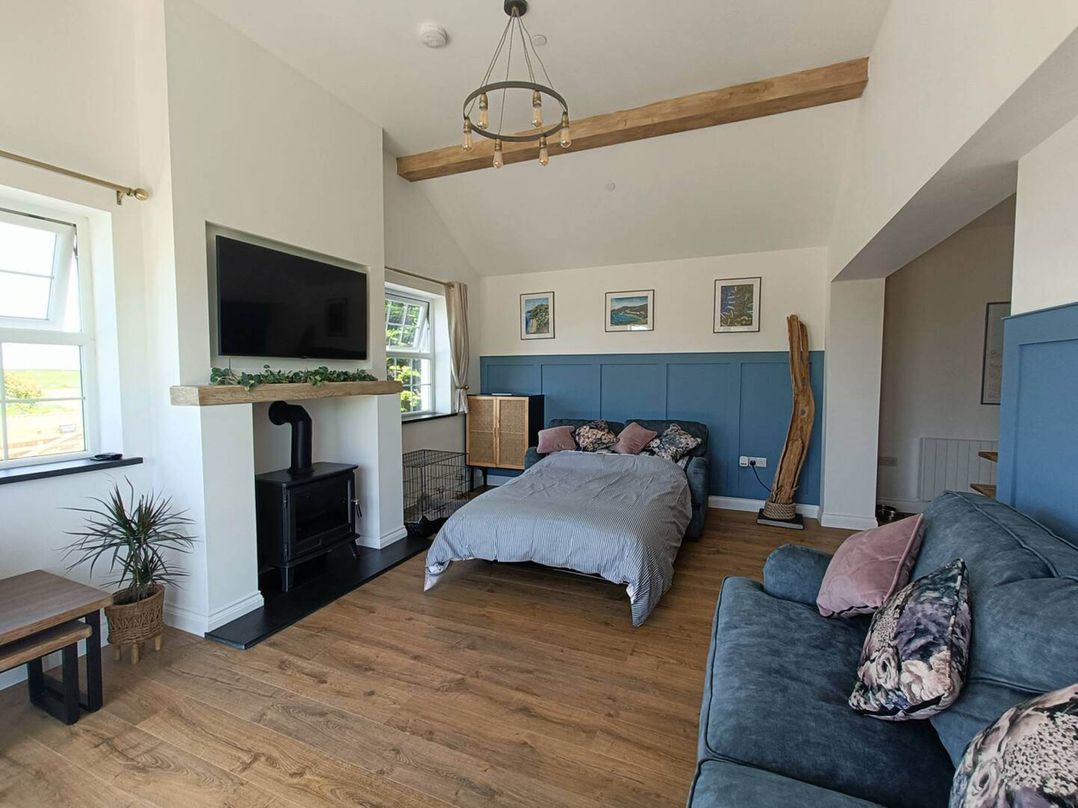 Aberporth 2 Bed Cottage Sleeps 4 Pet Friendly