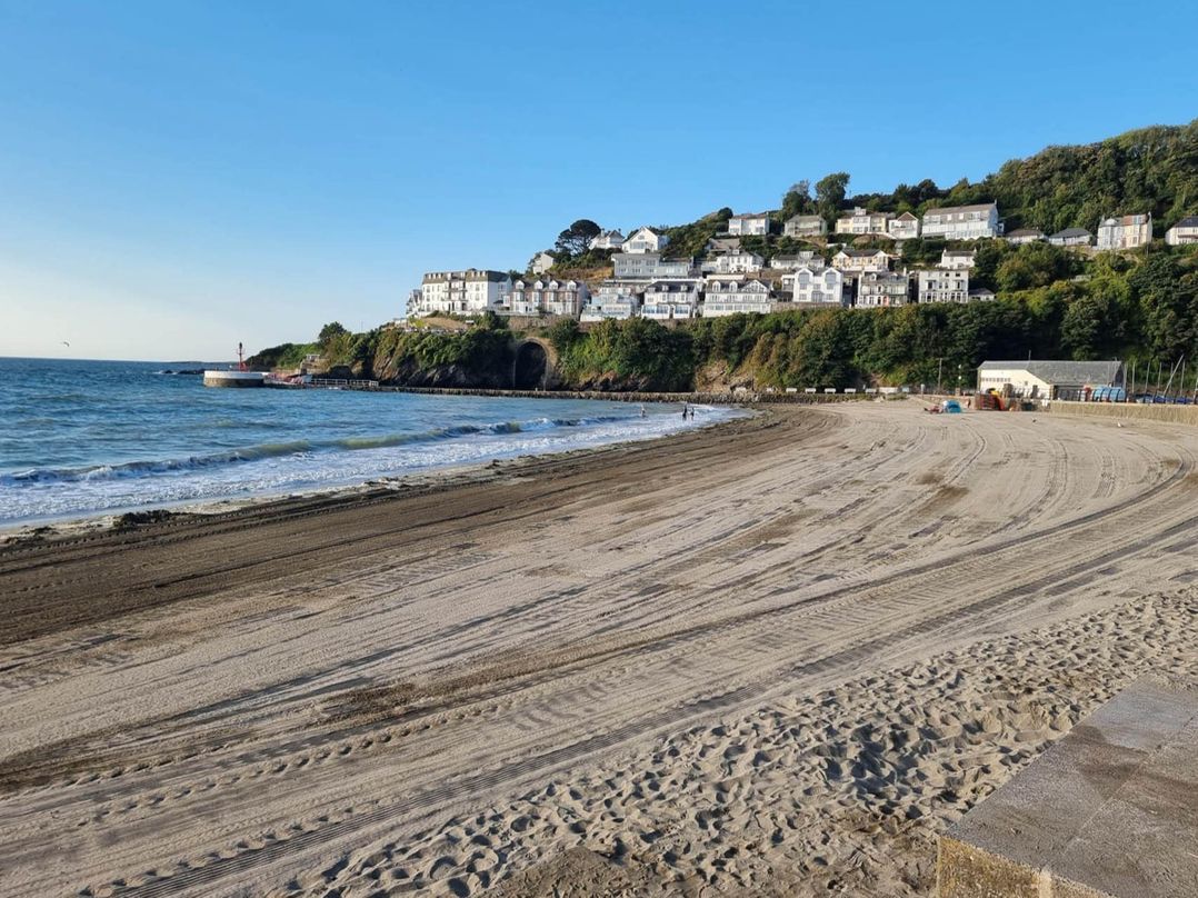 Looe Cottage Seaside views log fire sleeps 4