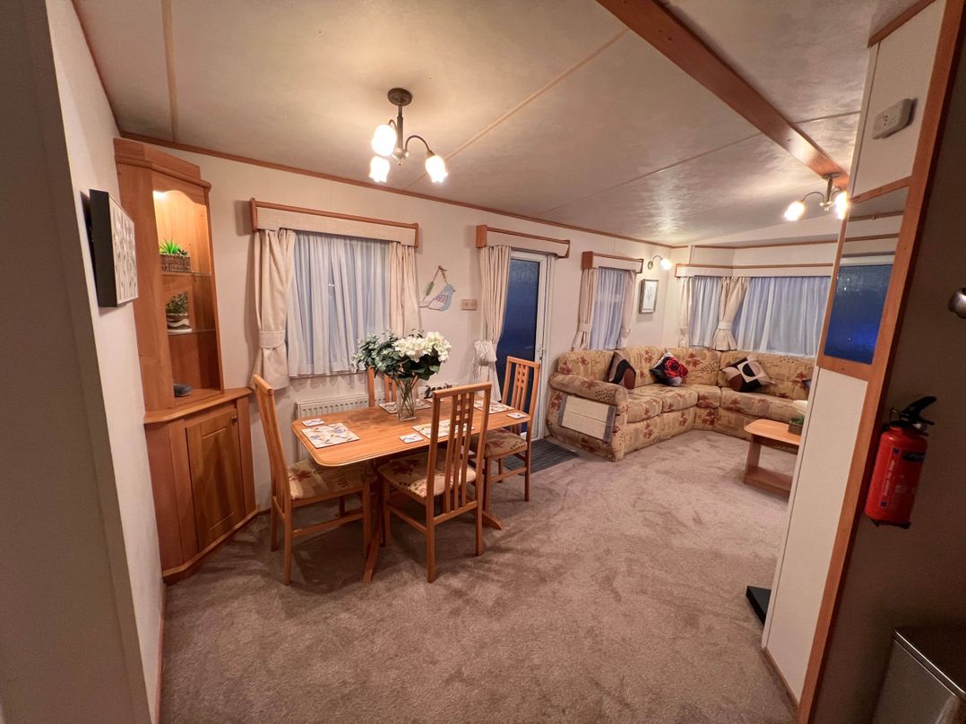 A and C Coastal Hideaway  Private Decking