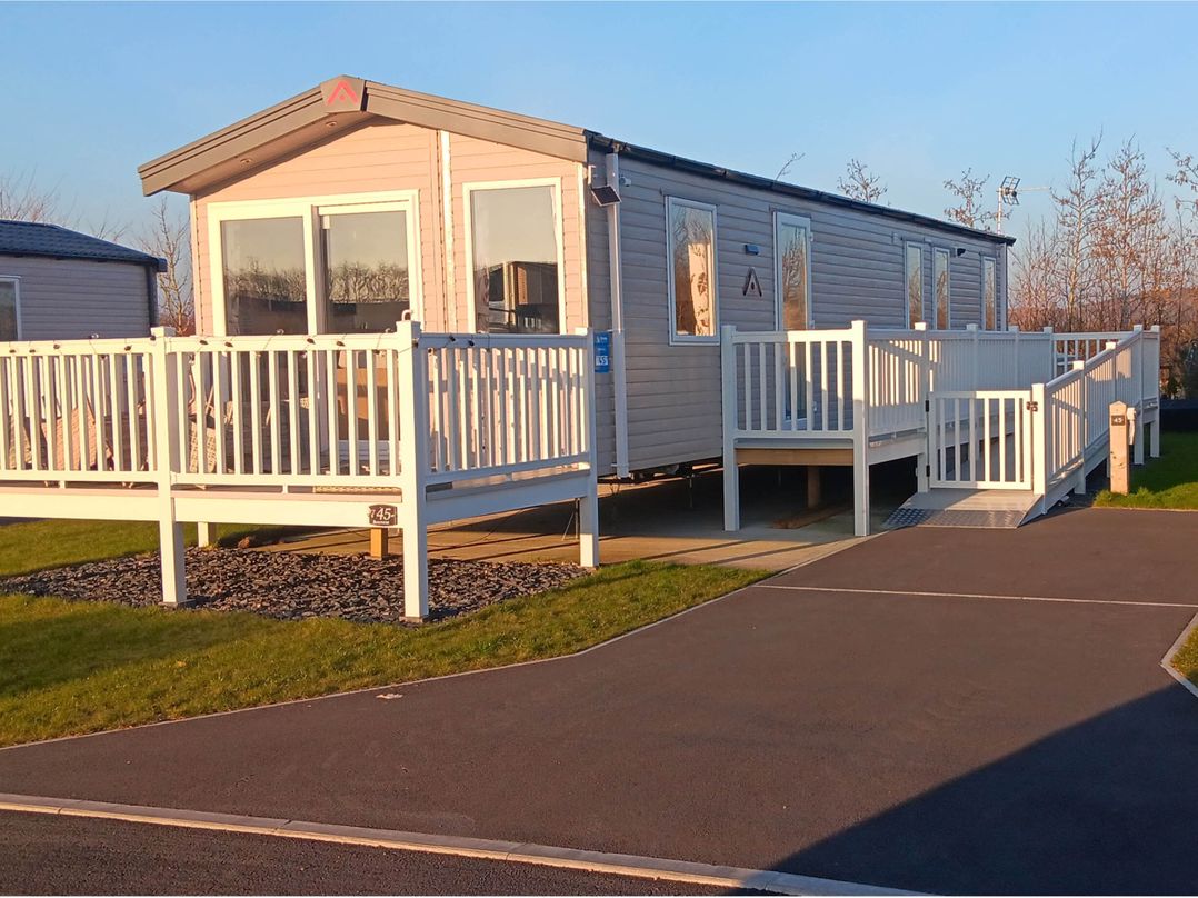 3 Bed Caravan Haven Lakeland Leisure Park
