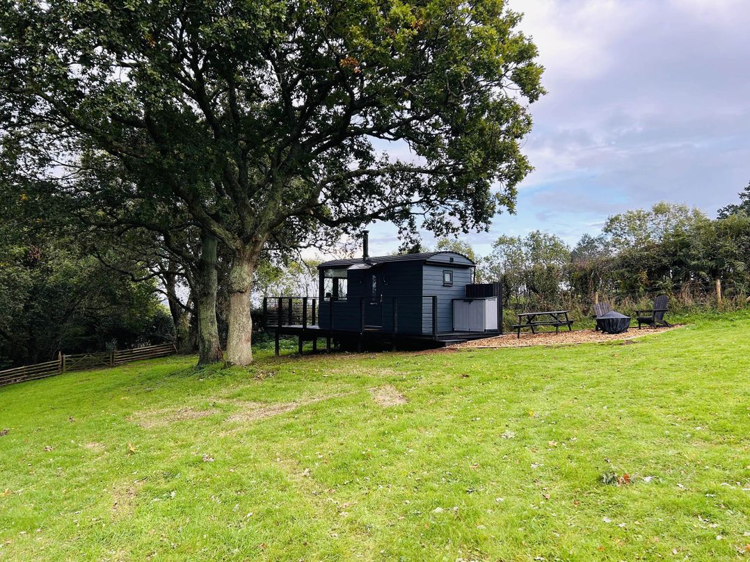 Lodge on Teign River 1 Bed Sleeps 2 Parking