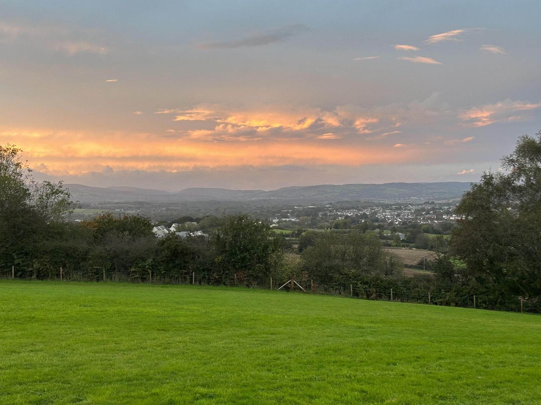 Lodge on Teign River 1 Bed Sleeps 2 Parking