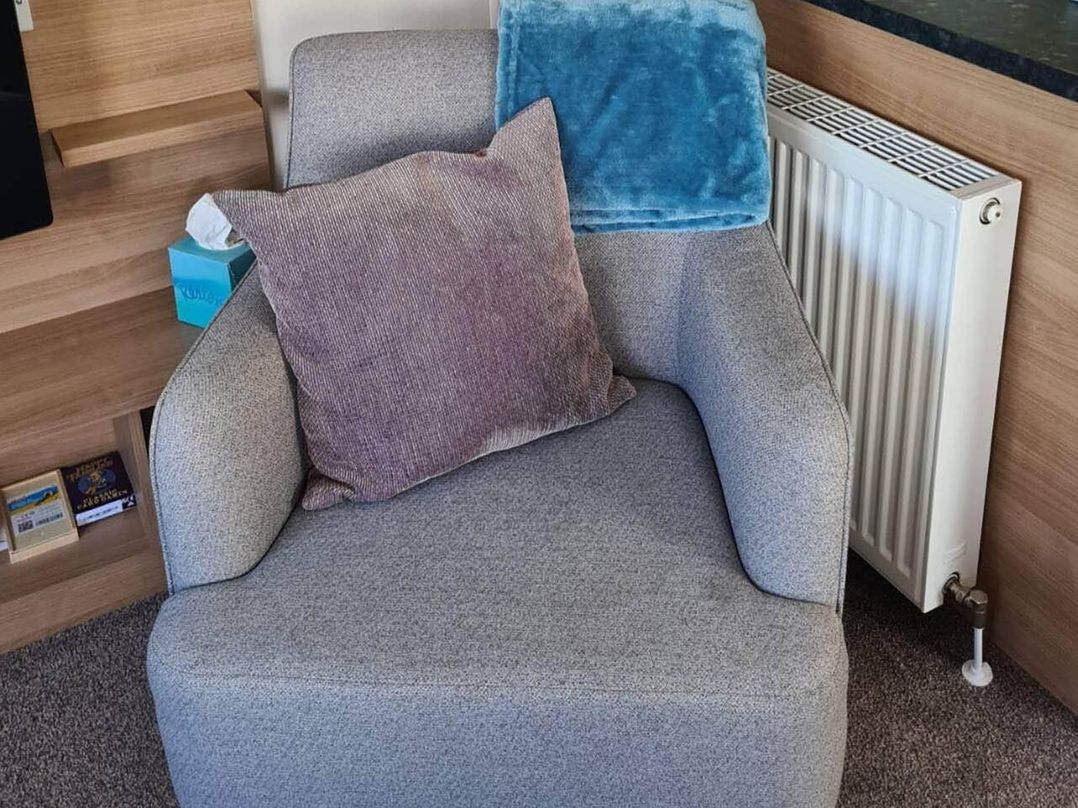 2 Bed Lodge Sleeps 6 Parking Pets Wifi