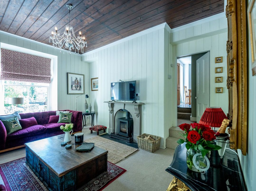Gwynfryn House, Gorgeous Riverside Property Near The Beach