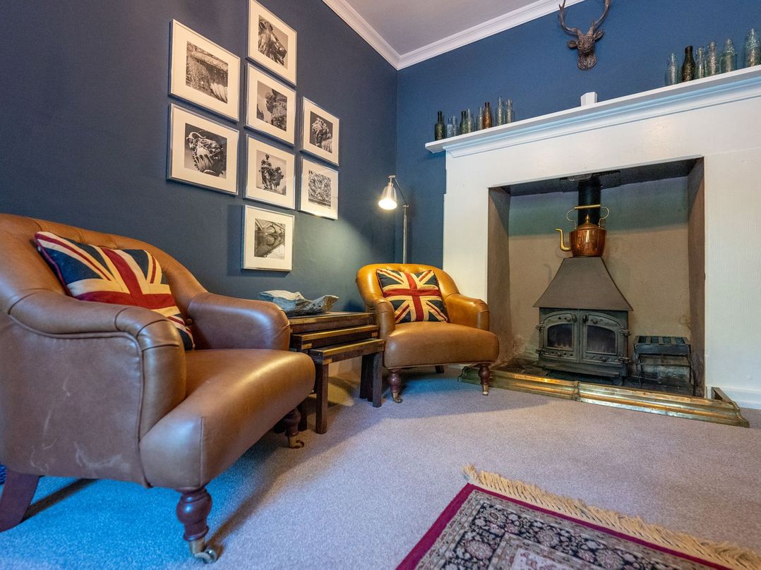 Gwynfryn House, Gorgeous Riverside Property Near The Beach
