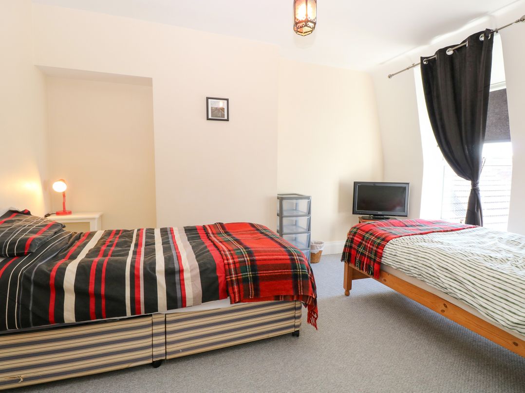 33 North Denes