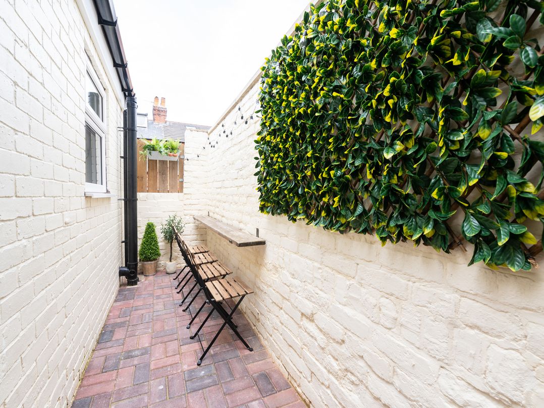 23 Trafalgar Road