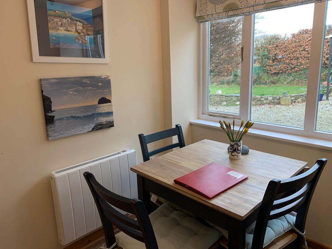 1 Bed Cottage Parking Patio close to coasts