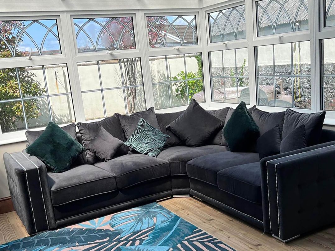 Build your memories hot tub garden sleeps 14