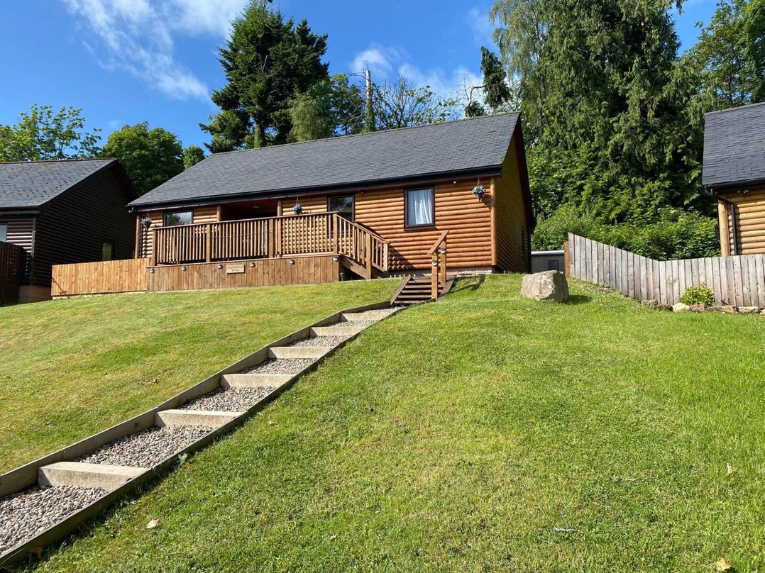 Blairgowrie Luxury 3 Bed Lodge with Hot Tub
