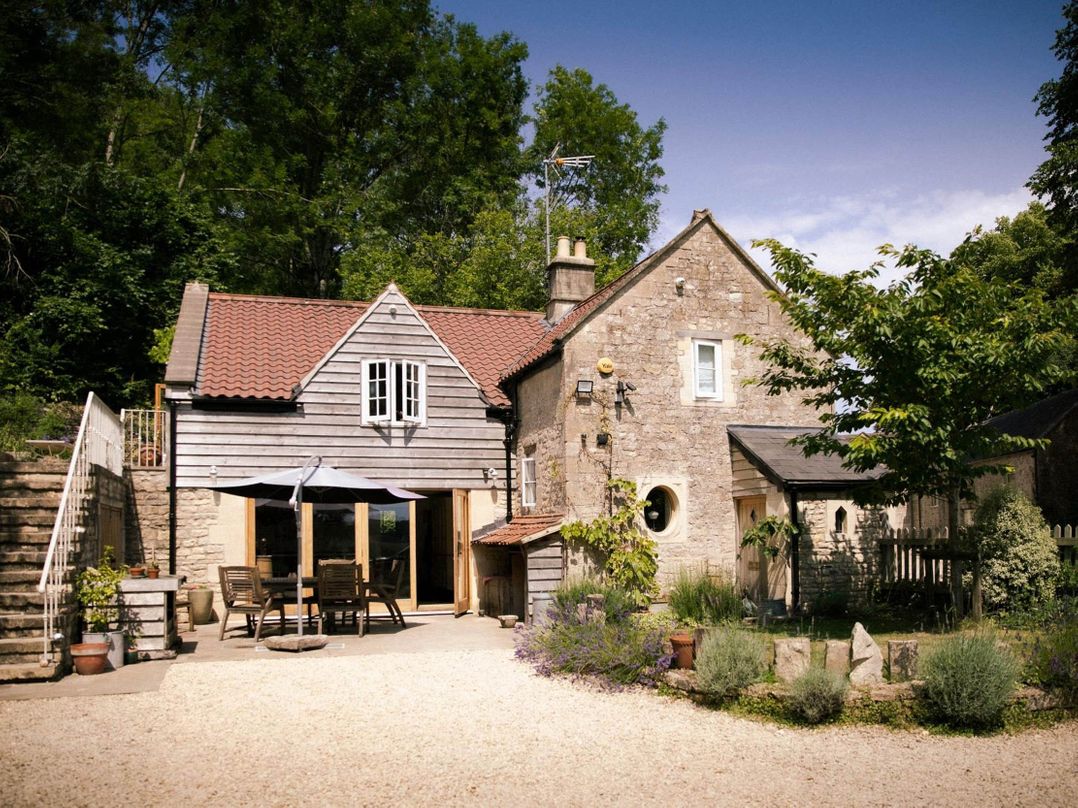 Cotswolds AoNB Cottage Modern Renovation Sleeps8