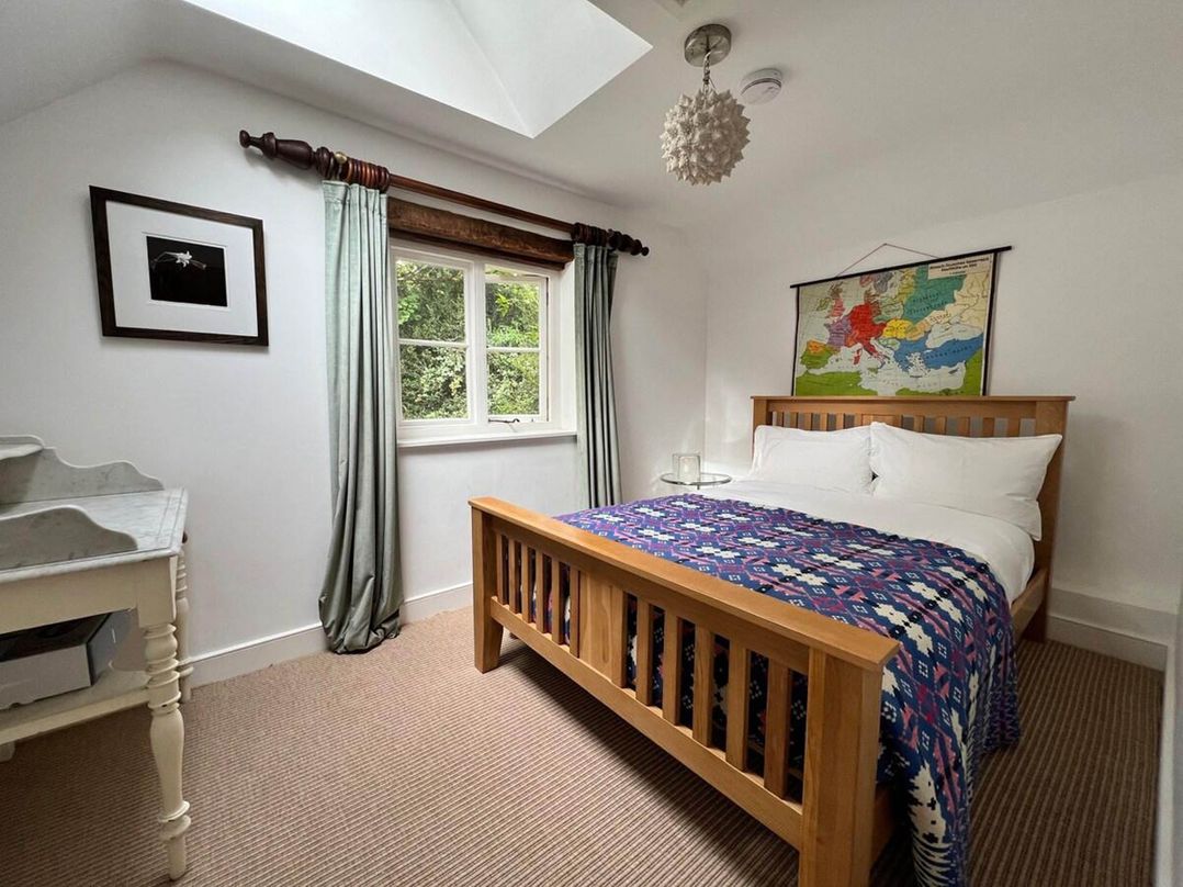 Cotswolds AoNB Cottage Modern Renovation Sleeps8