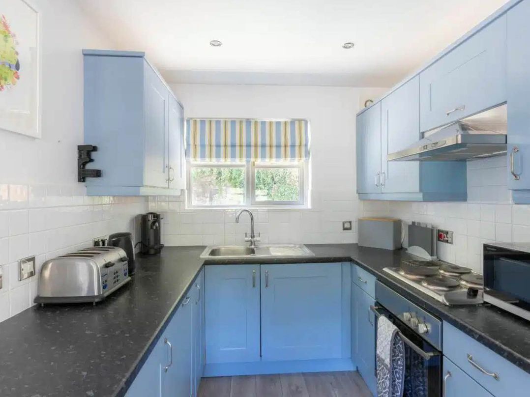 2 Bedrooms overlooking Little Petherick Creek