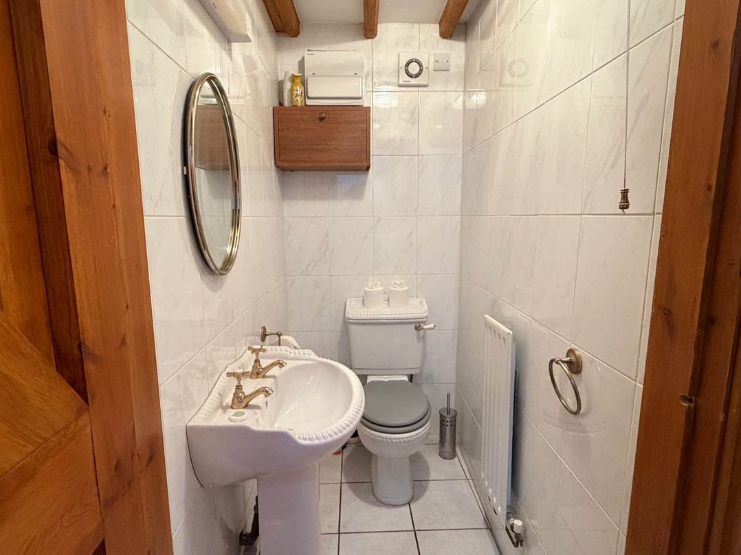 Barn Sleeps 4 Parking Near Alton Towers Peak Dist