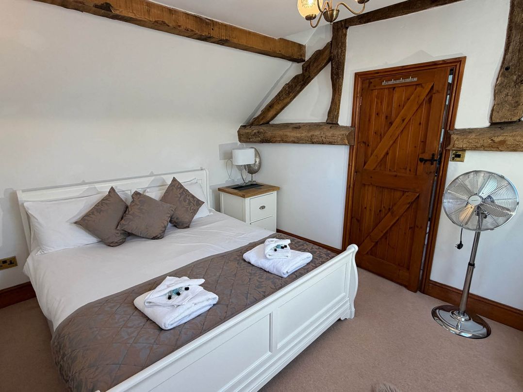 Barn Sleeps 4 Parking Near Alton Towers Peak Dist