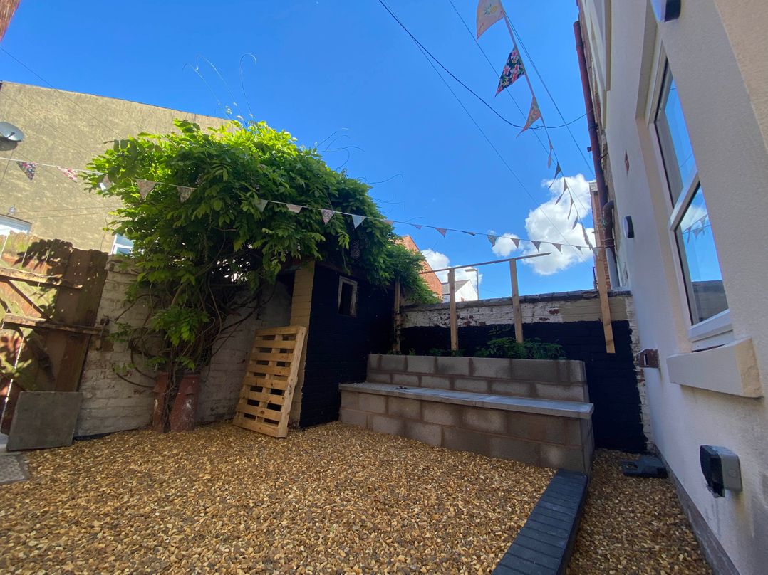Blackpool 4 Beds Sleeps 10 Pet Friendly