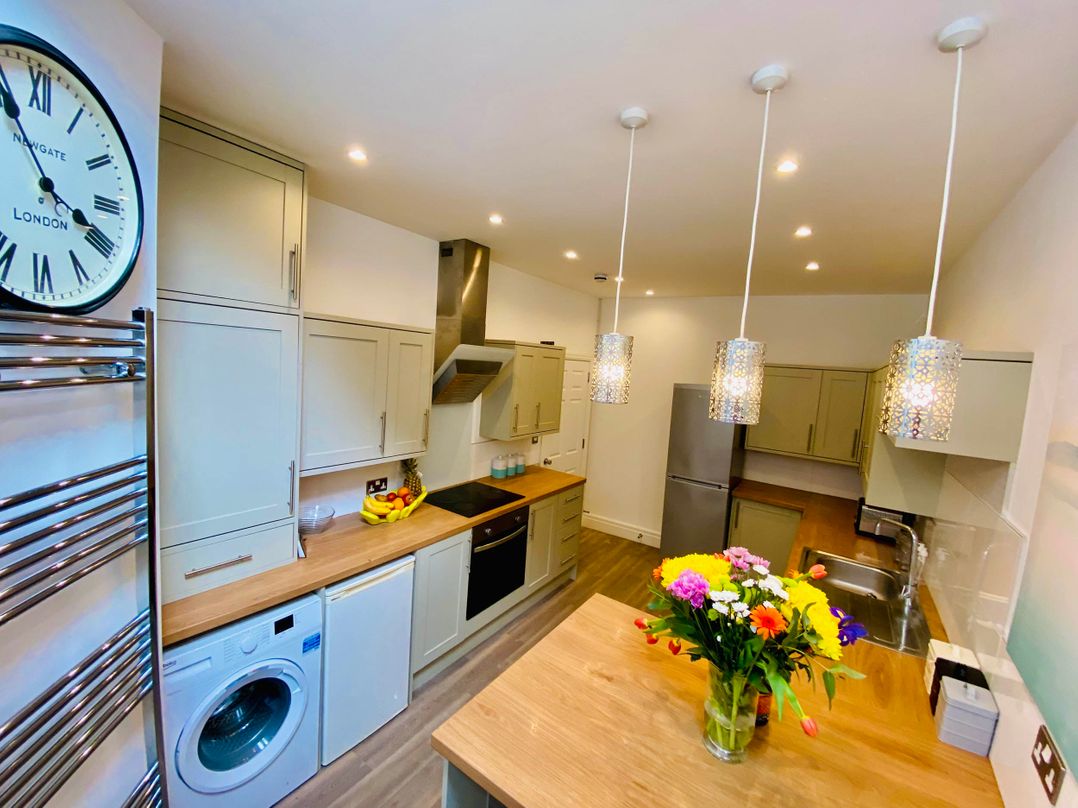 Blackpool 4 Beds Sleeps 10 Pet Friendly